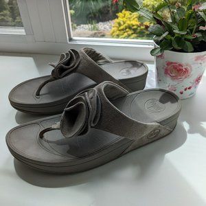 Grey Taupe suede fitflop